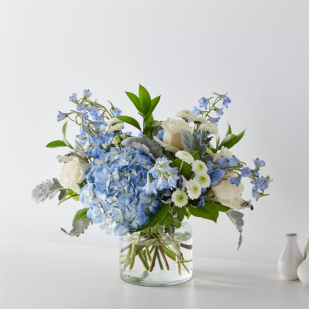 Coastal Blossom Bouquet – MAGNOLIA'S FLOWER SHOP INC, Garden City MI