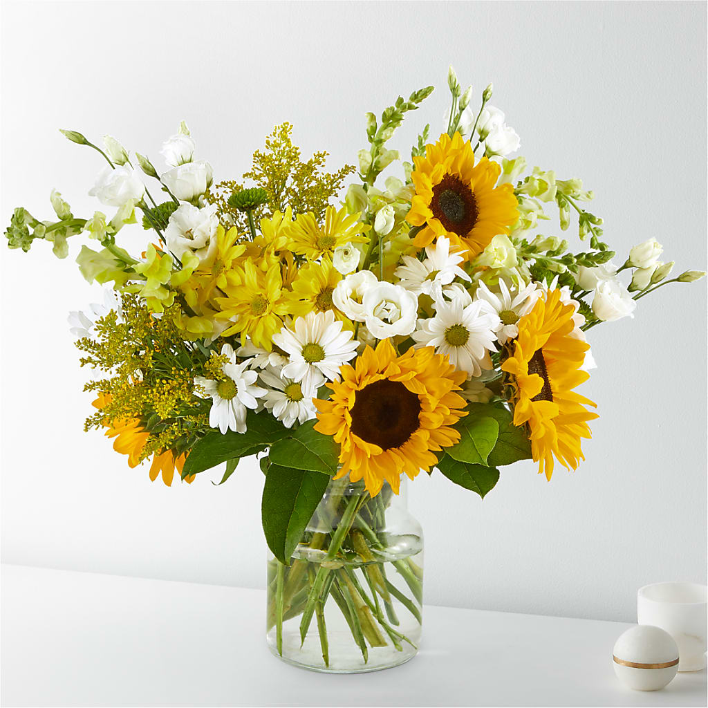 Hello Sunshine Bouquet – MAGNOLIA'S FLOWER SHOP INC, Garden City MI