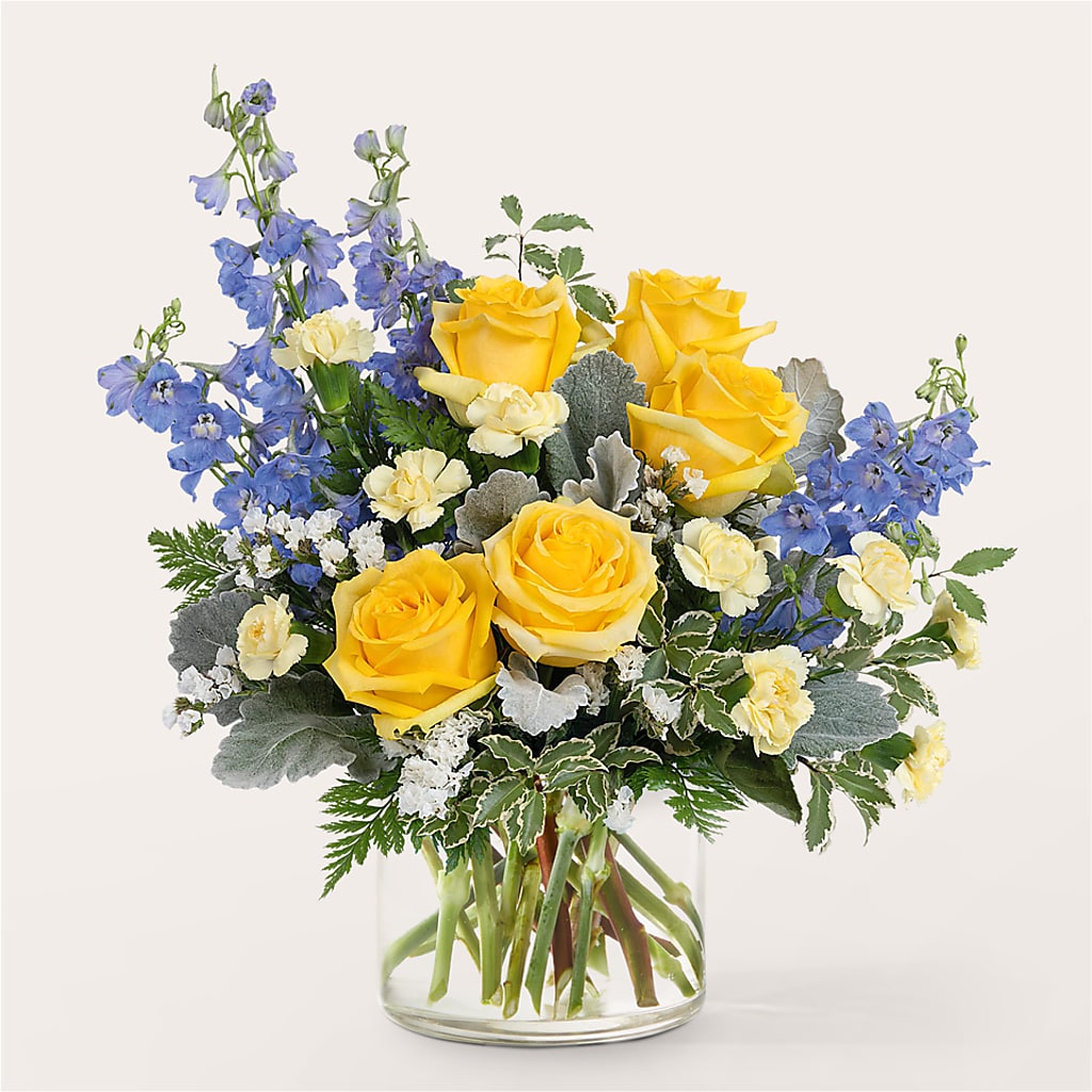 Butterfly Wings Bouquet – MAGNOLIA'S FLOWER SHOP INC, Garden City MI