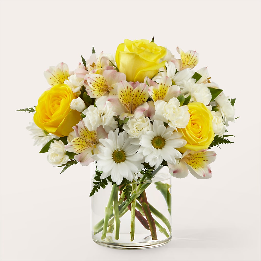 Gleeful Bouquet – MAGNOLIA'S FLOWER SHOP INC, Garden City MI