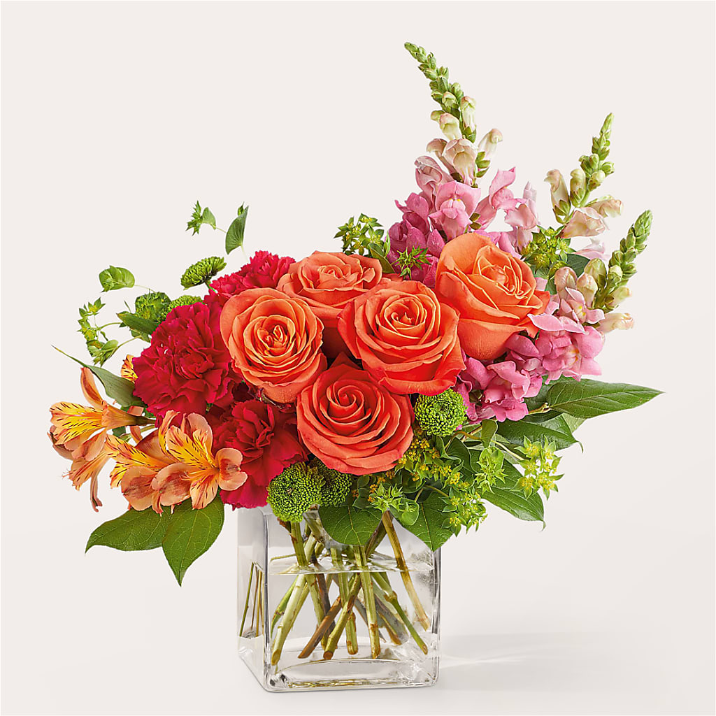 Cosmopolitan Bouquet – MAGNOLIA'S FLOWER SHOP INC, Garden City MI