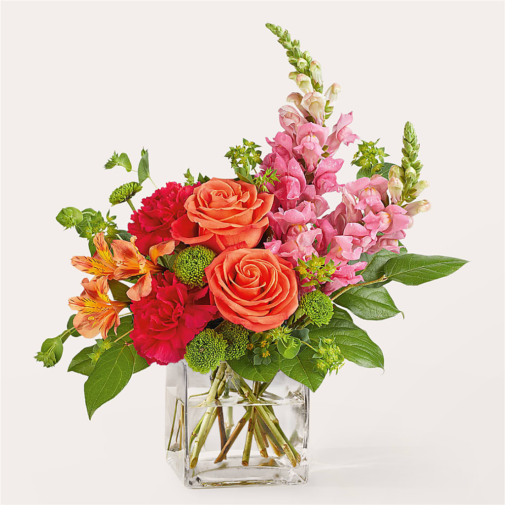 Cosmopolitan Bouquet – MAGNOLIA'S FLOWER SHOP INC, Garden City MI
