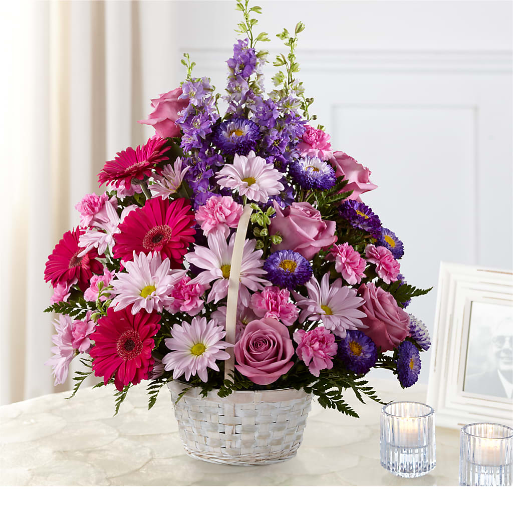 Pastel Peace Basket – MAGNOLIA'S FLOWER SHOP INC, Garden City MI