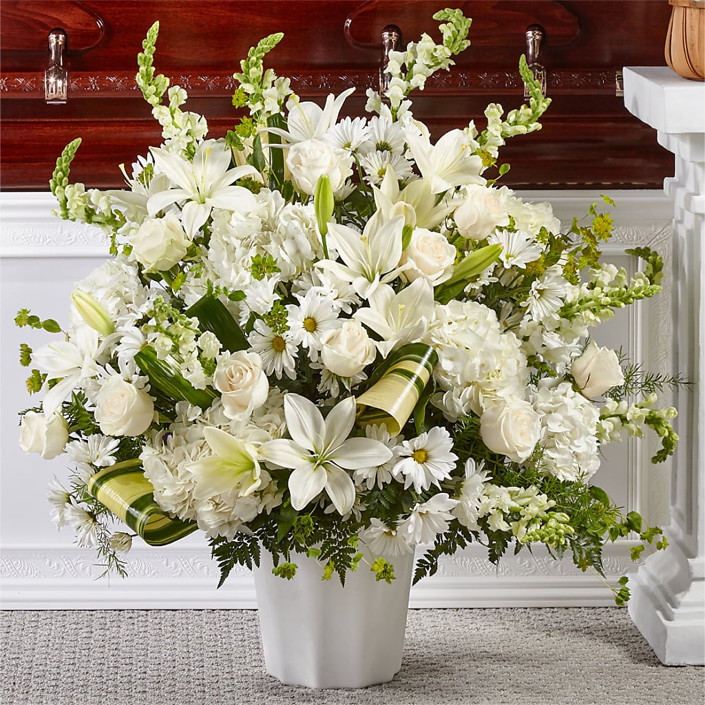 Thoughts of Tranquility Floor Basket – MAGNOLIA'S FLOWER SHOP INC, Garden City MI
