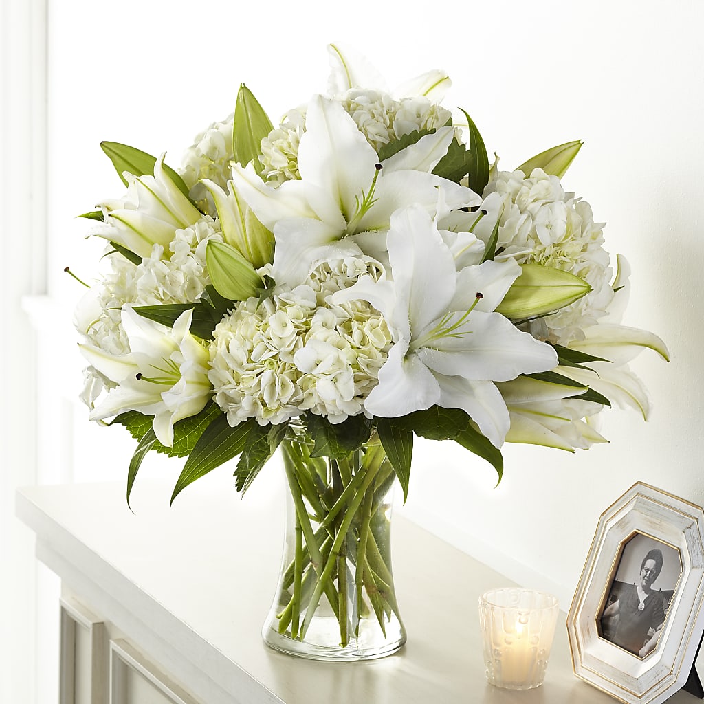 Compassionate Lily Bouquet – MAGNOLIA'S FLOWER SHOP INC, Garden City MI