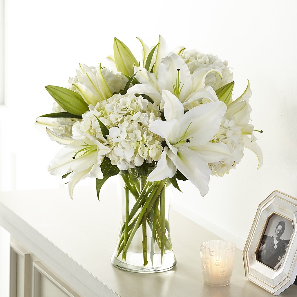 Compassionate Lily Bouquet – MAGNOLIA'S FLOWER SHOP INC, Garden City MI