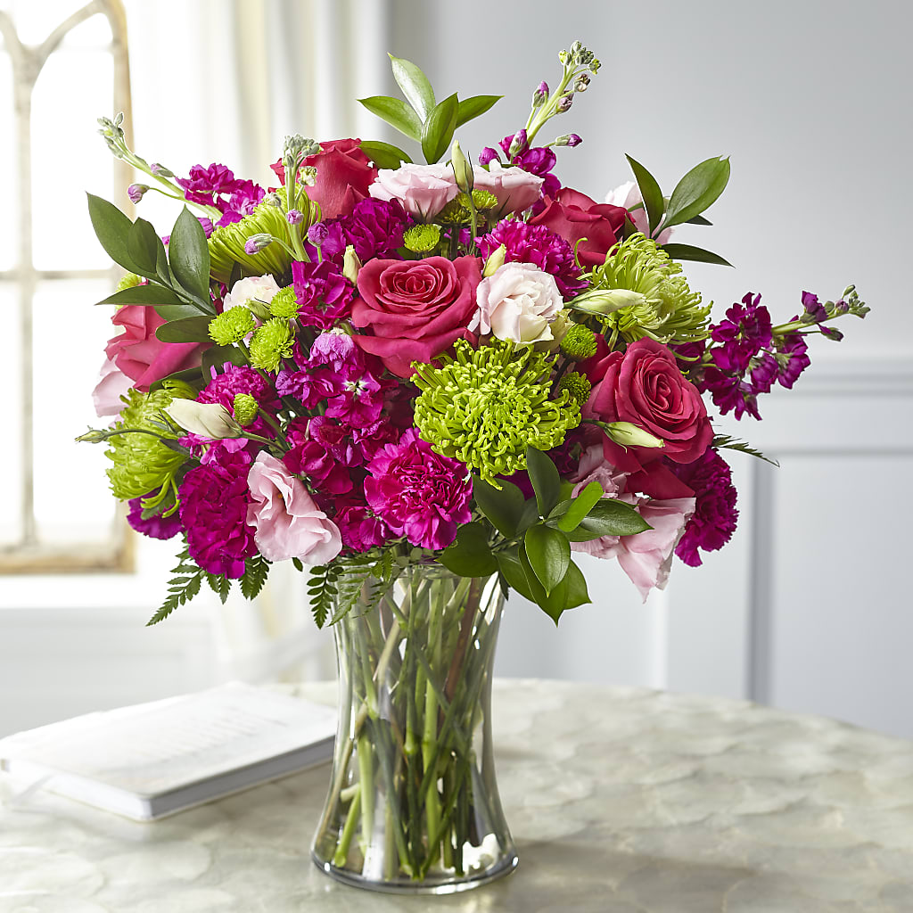 Everlasting Embrace Bouquet – MAGNOLIA'S FLOWER SHOP INC, Garden City MI