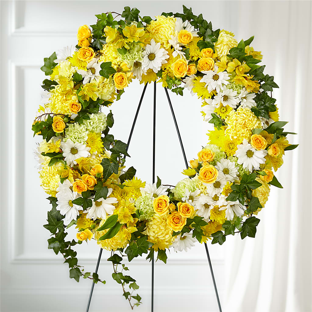 Golden Remembrance Wreath – MAGNOLIA'S FLOWER SHOP INC, Garden City MI