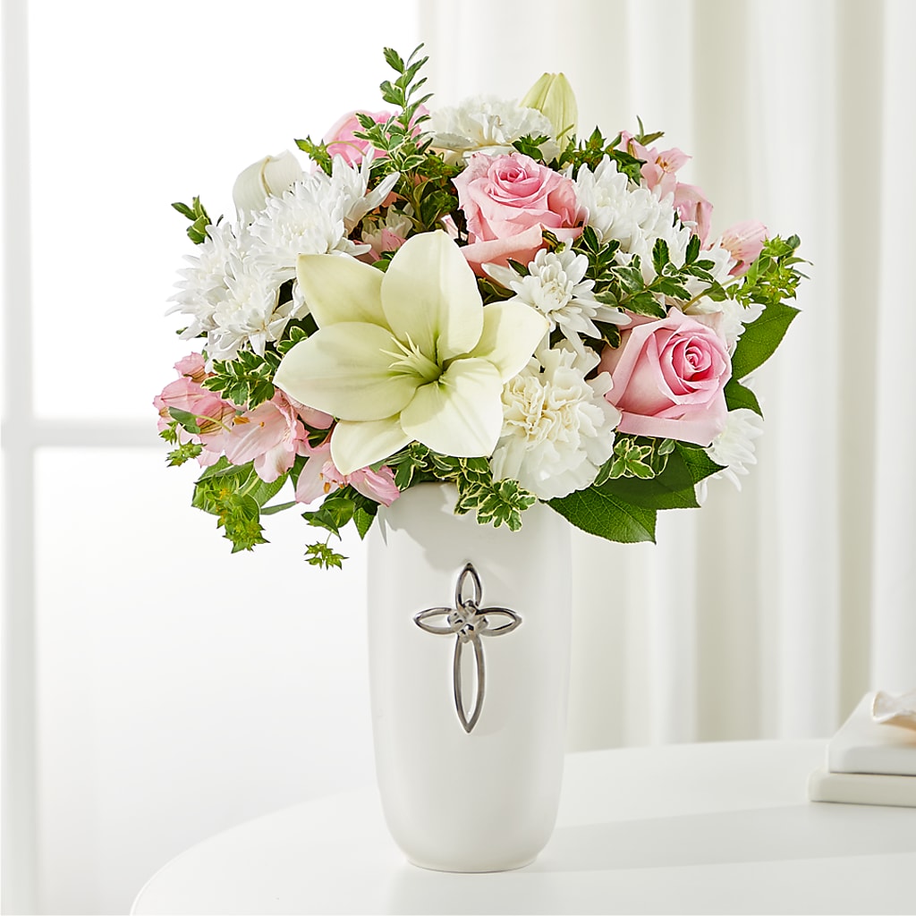 Kindly Devoted Bouquet – MAGNOLIA'S FLOWER SHOP INC, Garden City MI