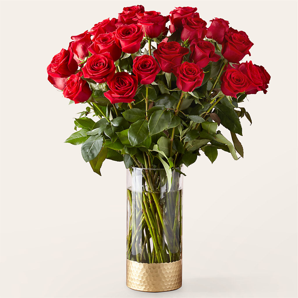 Classic Love Red Rose Bouquet – MAGNOLIA'S FLOWER SHOP INC, Garden City MI