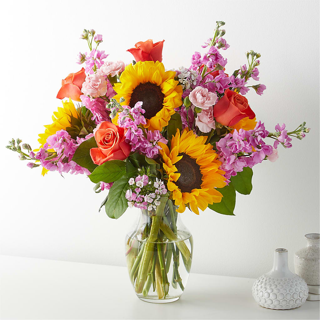 Yellow Brick Road Bouquet – MAGNOLIA'S FLOWER SHOP INC, Garden City MI