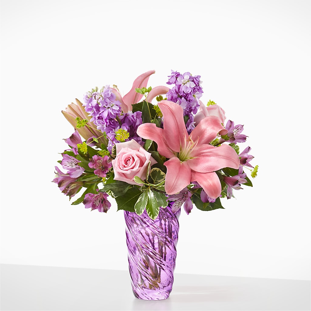 Precious Petals Bouquet with Luxe Swirl Vase – MAGNOLIA'S FLOWER SHOP INC, Garden City MI