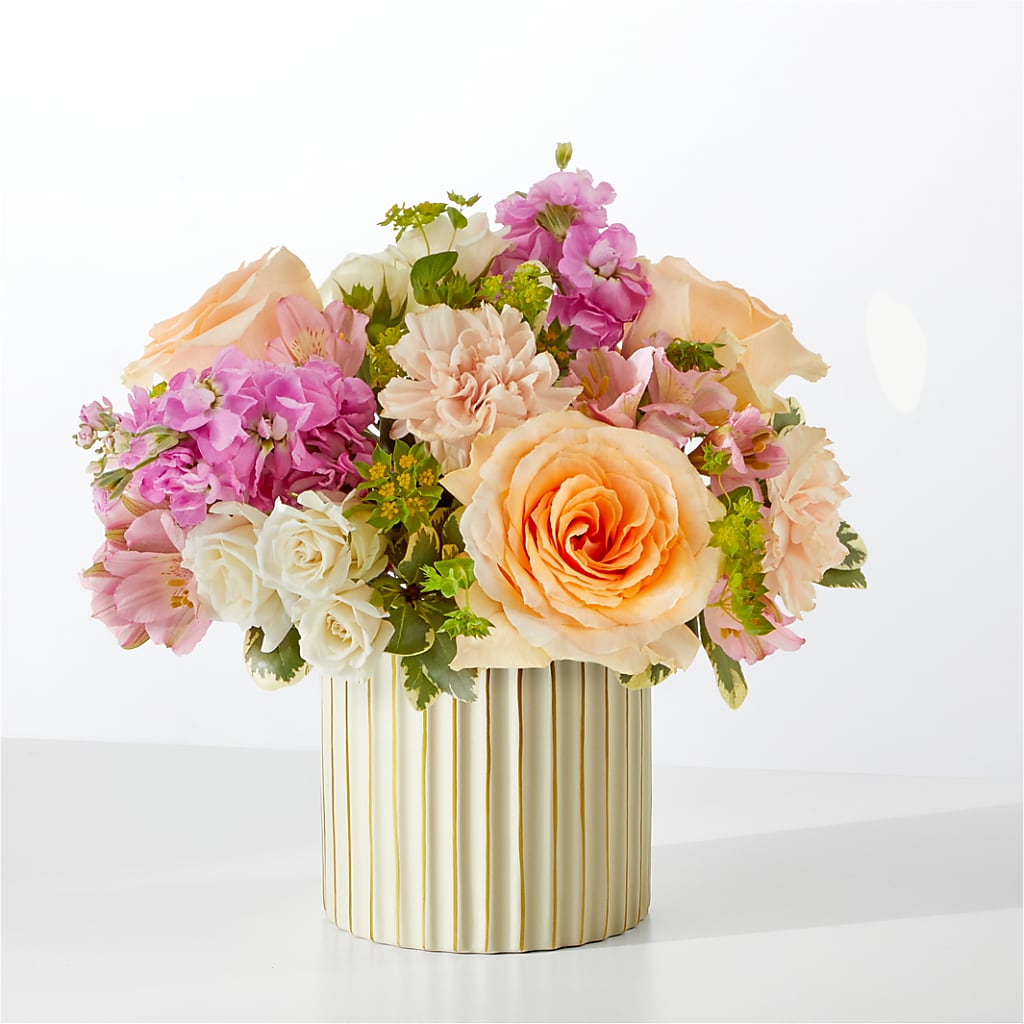 Paradise Bouquet with Ivory Vase – MAGNOLIA'S FLOWER SHOP INC, Garden City MI