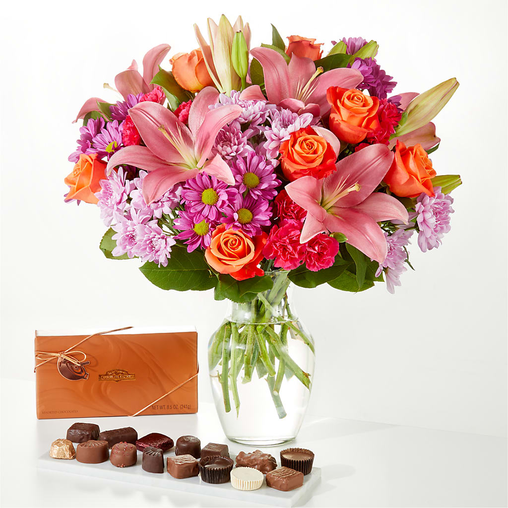 One and Only Bouquet and Chocolate Bundle – MAGNOLIA'S FLOWER SHOP INC, Garden City MI