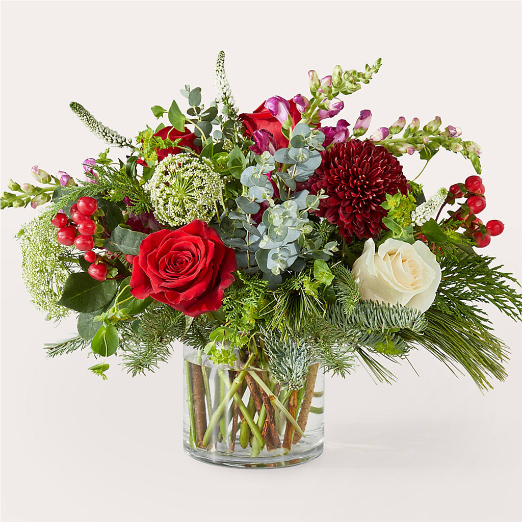 Cranberry Fizz Bouquet – MAGNOLIA'S FLOWER SHOP INC, Garden City MI