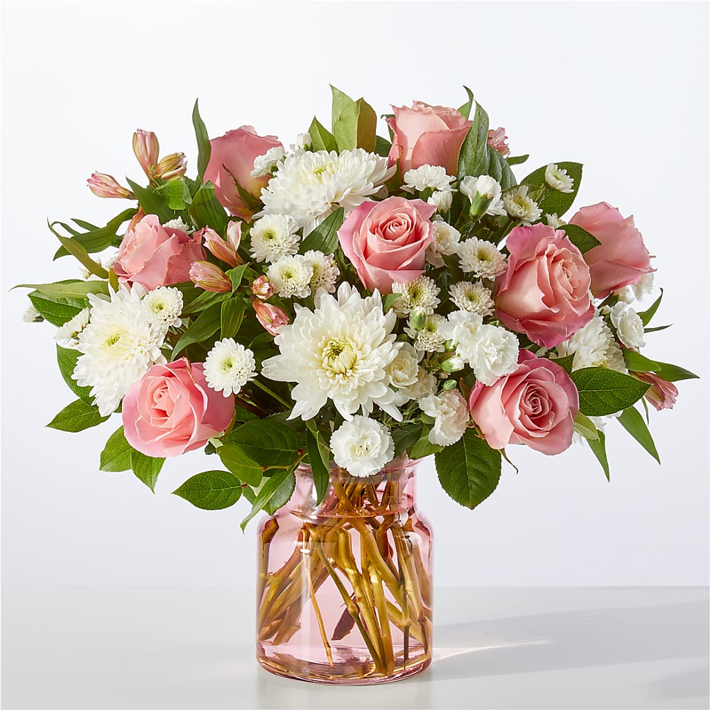 Infatuated Bouquet – MAGNOLIA'S FLOWER SHOP INC, Garden City MI