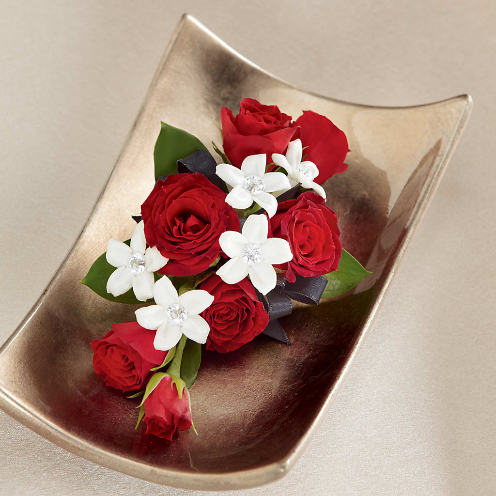 Poetry Corsage – MAGNOLIA'S FLOWER SHOP INC, Garden City MI