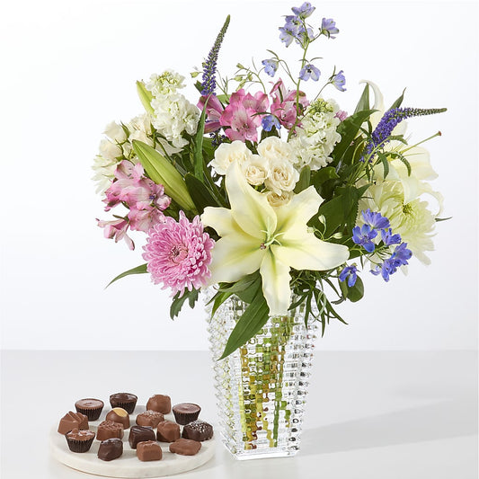 Winter Celebration Bouquet – MAGNOLIA'S FLOWER SHOP INC, Garden City MI