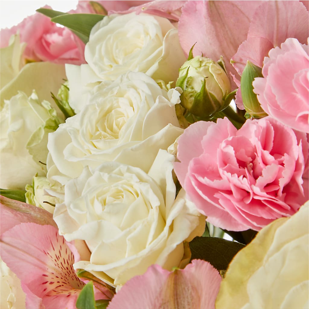 Gentle Healing Bouquet – MAGNOLIA'S FLOWER SHOP INC, Garden City MI