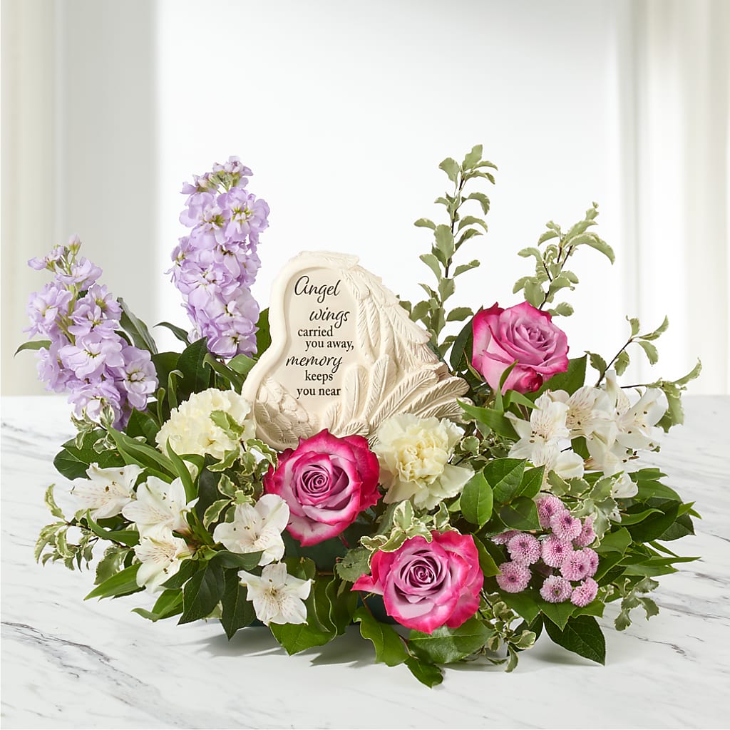 In My Heart Arrangement – MAGNOLIA'S FLOWER SHOP INC, Garden City MI