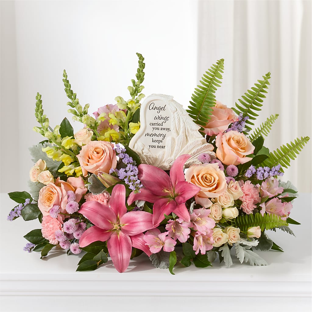 Gentle Light Arrangement – MAGNOLIA'S FLOWER SHOP INC, Garden City MI
