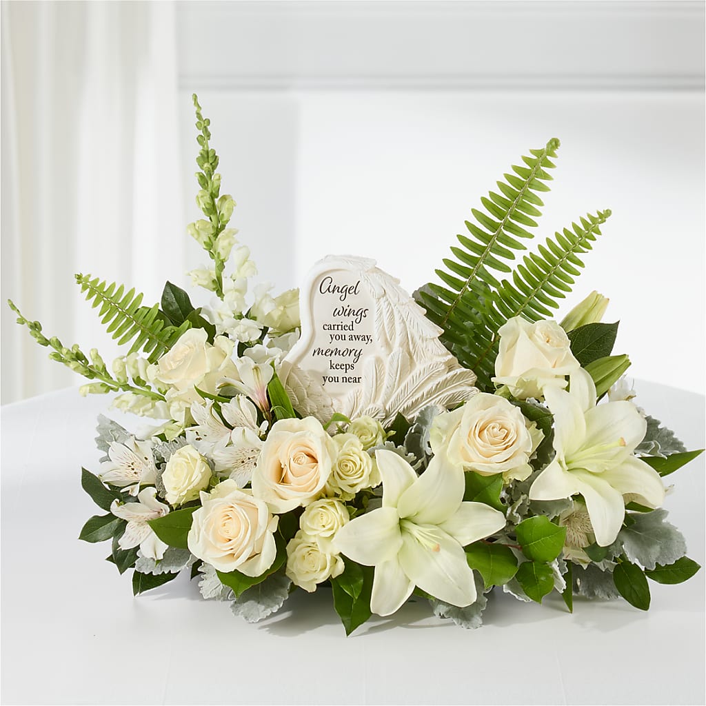 Holding You Close Arrangement – MAGNOLIA'S FLOWER SHOP INC, Garden City MI