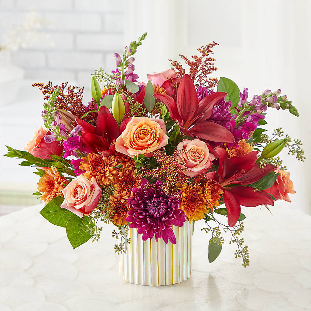 Burgundy Landscape Bouquet – MAGNOLIA'S FLOWER SHOP INC, Garden City MI