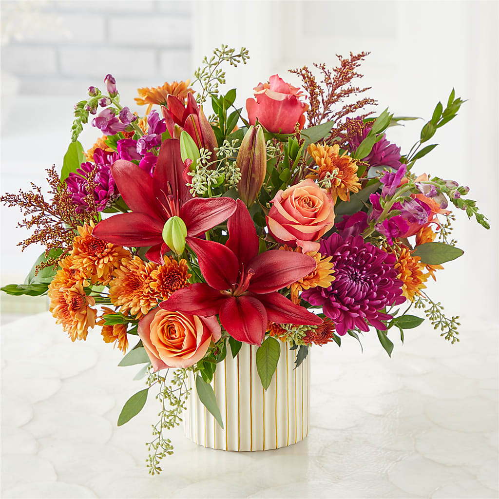 Burgundy Landscape Bouquet – MAGNOLIA'S FLOWER SHOP INC, Garden City MI
