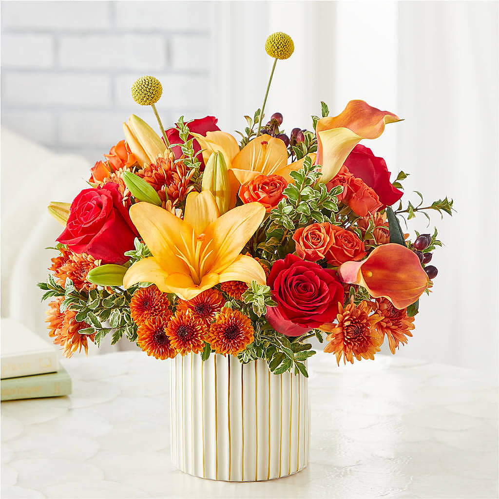 Scarlet Skies Bouquet – MAGNOLIA'S FLOWER SHOP INC, Garden City MI