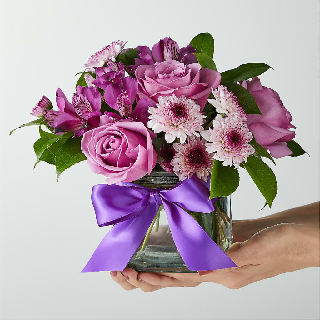 Sugarplum Bouquet – MAGNOLIA'S FLOWER SHOP INC, Garden City MI