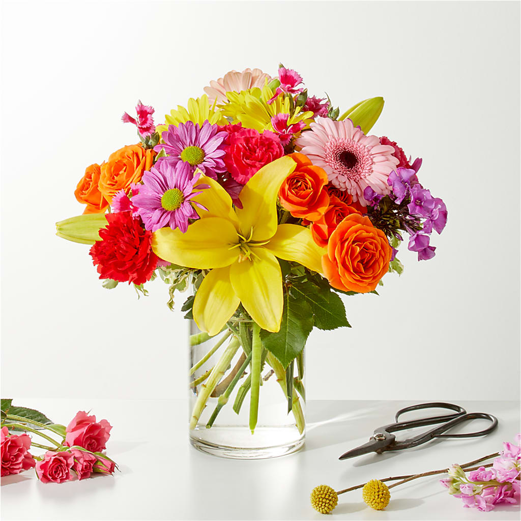 Cue the Confetti - A Florist Original – MAGNOLIA'S FLOWER SHOP INC, Garden City MI