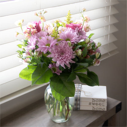 Pastel Tradition - A Florist Original – MAGNOLIA'S FLOWER SHOP INC, Garden City MI
