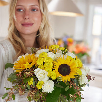 Luminous Morning Bouquet – MAGNOLIA'S FLOWER SHOP INC, Garden City MI