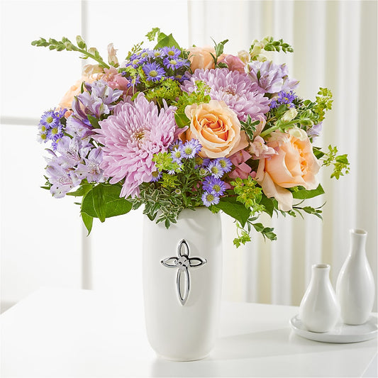 Divine Gift Bouquet – MAGNOLIA'S FLOWER SHOP INC, Garden City MI