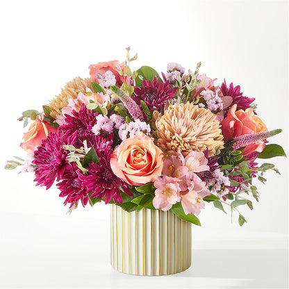 Berry Cobbler Bouquet with Ivory Vase – MAGNOLIA'S FLOWER SHOP INC, Garden City MI