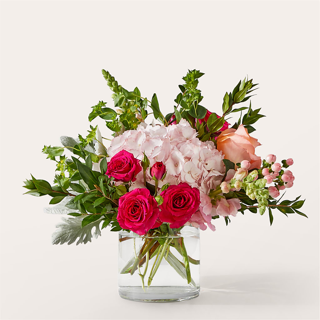 Glitz & Glam Bouquet – MAGNOLIA'S FLOWER SHOP INC, Garden City MI