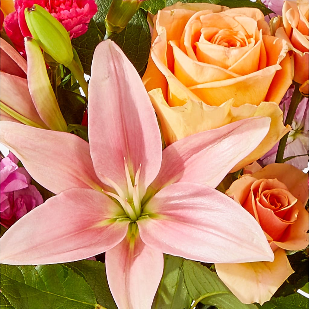 Bisous Bouquet – MAGNOLIA'S FLOWER SHOP INC, Garden City MI