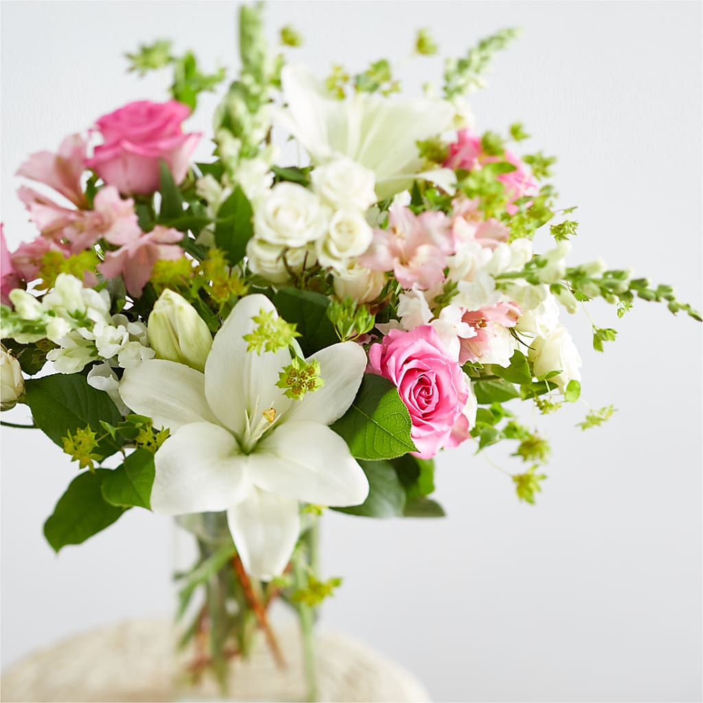 Fondly Bouquet – MAGNOLIA'S FLOWER SHOP INC, Garden City MI