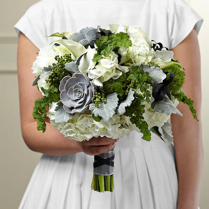 Sweet Innocence Bouquet – MAGNOLIA'S FLOWER SHOP INC, Garden City MI