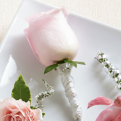 Pink Rose Boutonniere – MAGNOLIA'S FLOWER SHOP INC, Garden City MI